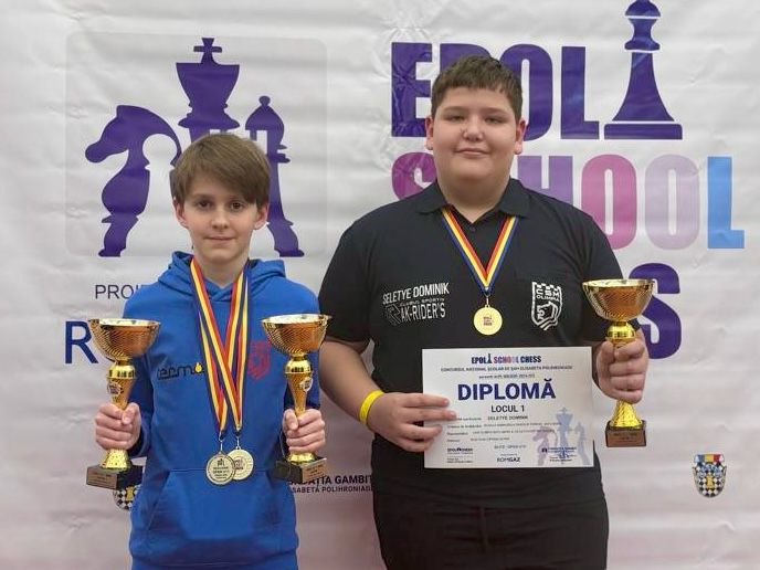 Talentatii sportivi sahisti de la CSM Olimpia Sau Mare au cucerit trei medalii de aur la Campionatul National Scolar