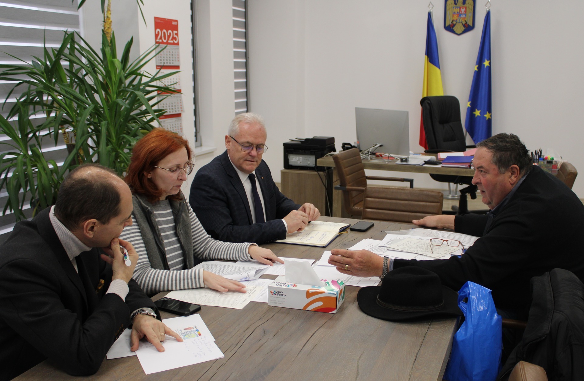 Audiențe la Prefectură. probleme de fond funciar în prim-plan