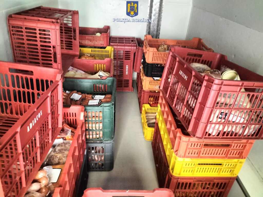 12 tone de carne confiscate de polițiștii sătmăreni