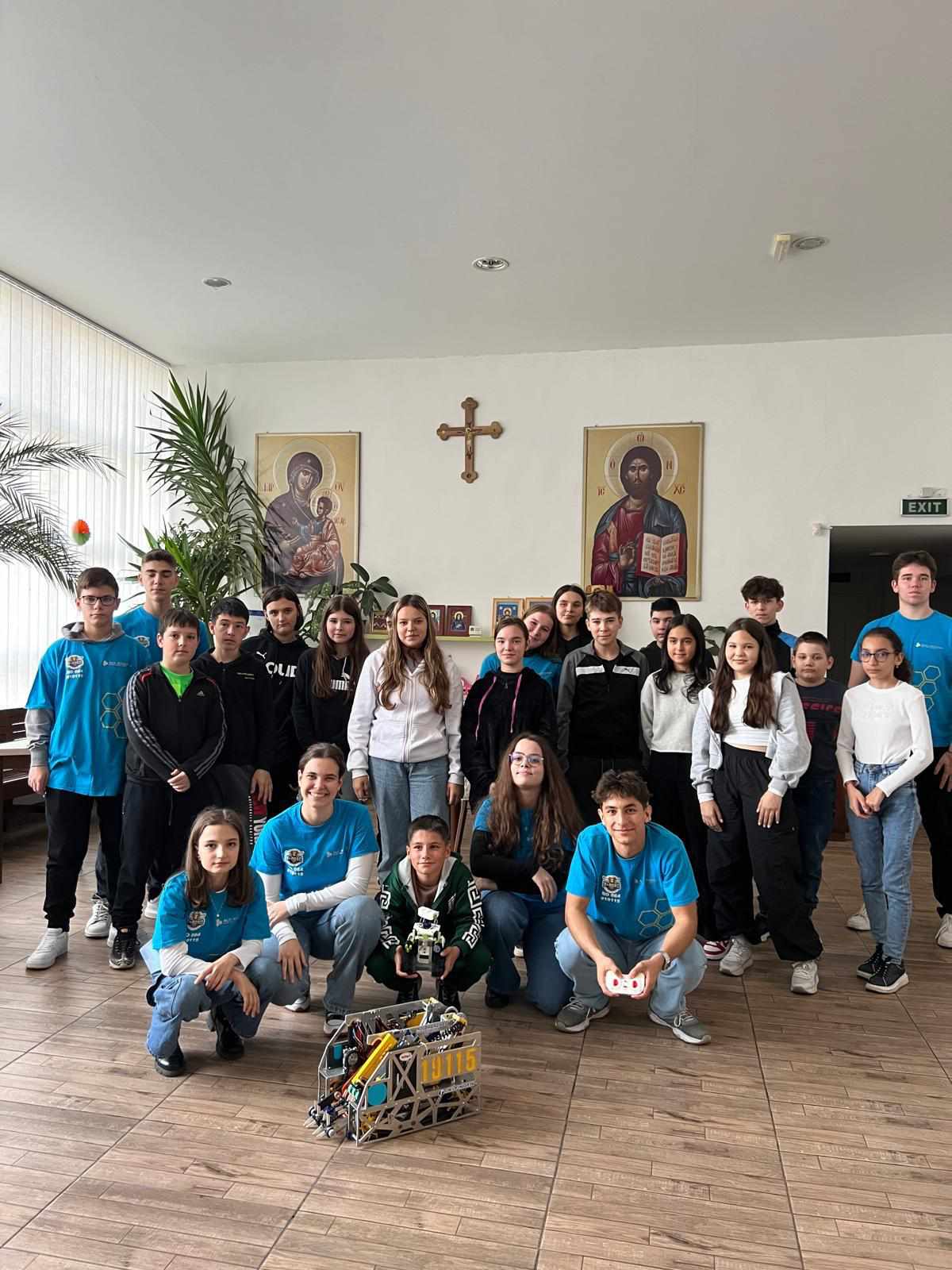 B-Robo: Performanță și Inovație într-un Nou Sezon de Robotică. Pasiune pentru robotică și impact în comunitate