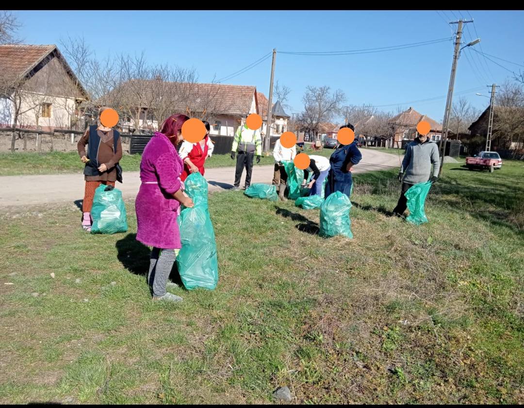 FOTO. Curățenia de primăvară continuă în forță în Moftinu Mic și localitățile învecinate