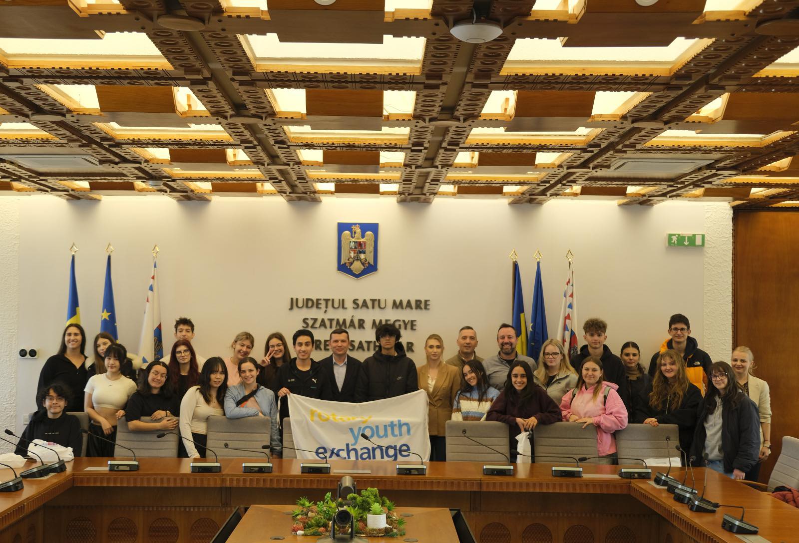 Tineri din întreaga lume, oaspeți ai Consiliului Județean Satu Mare