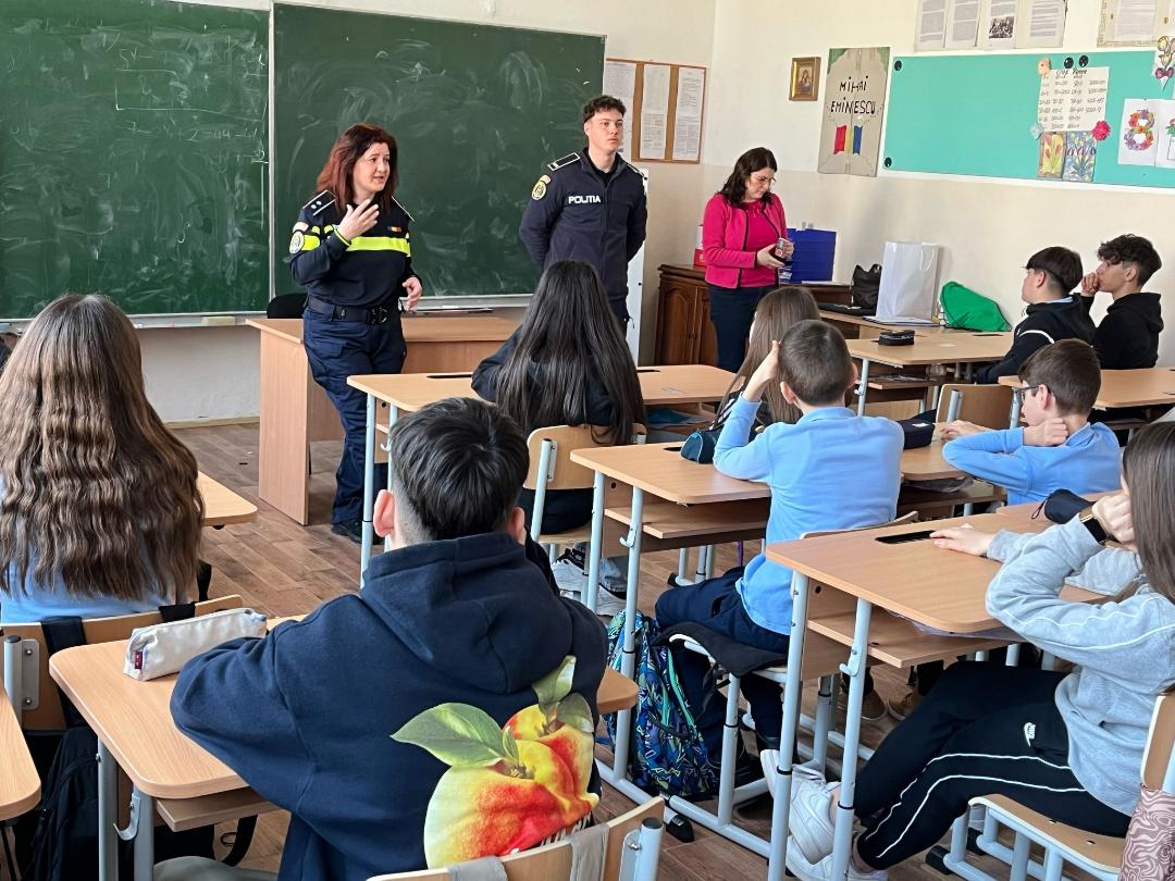 Activități informative pentru prevenirea traficului de persoane