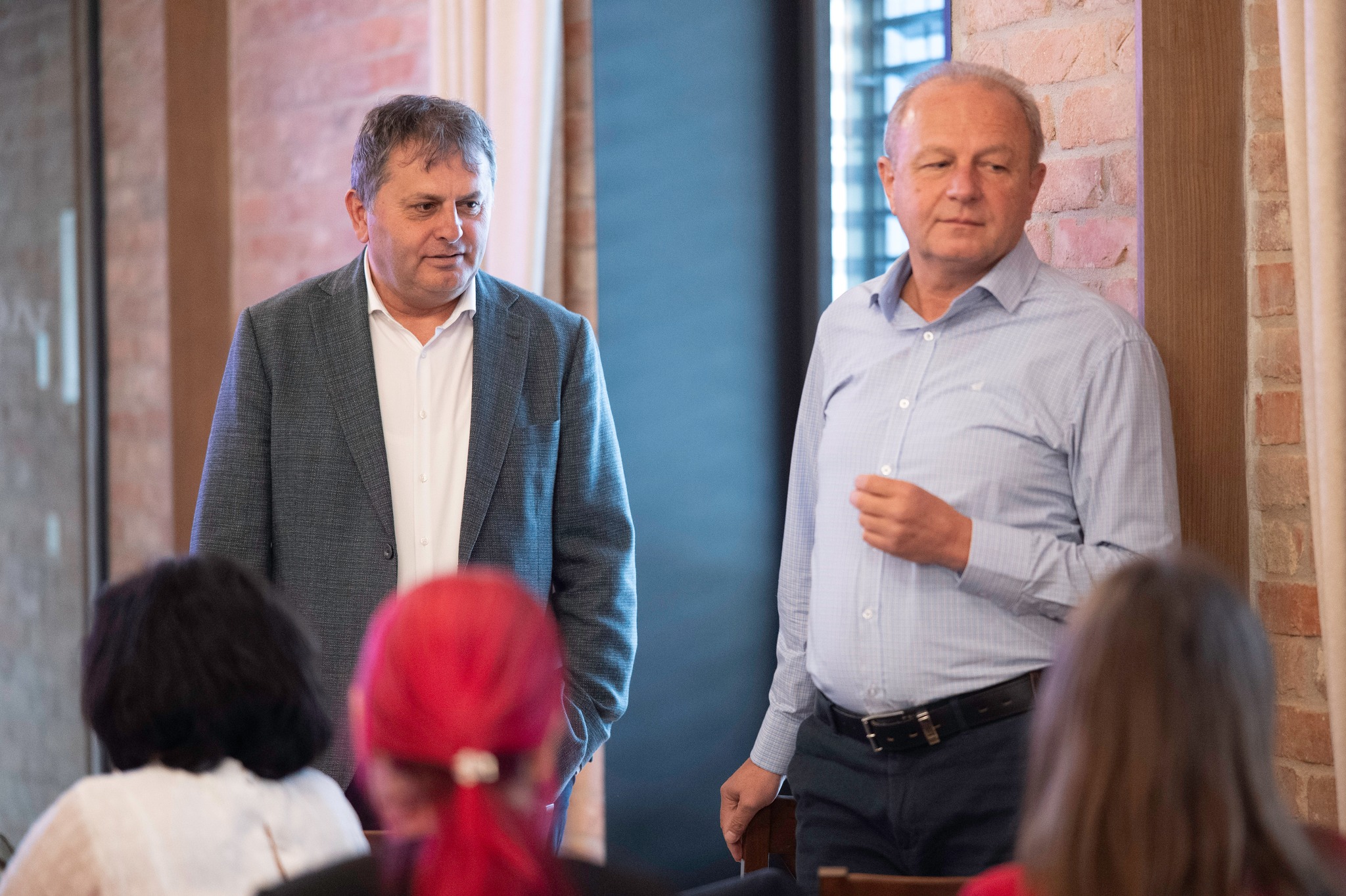 Cabinete stomatologice școlare în două orașe din județul Satu Mare