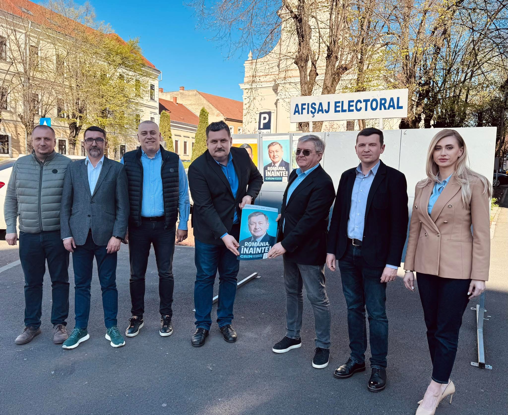 FOTO. START CAMPANIE ELECTORALĂ! PSD Satu Mare, alături de UDMR au marcat începutul de campanie electorală în cursa pentru susținerea candidatului la Președinția României!