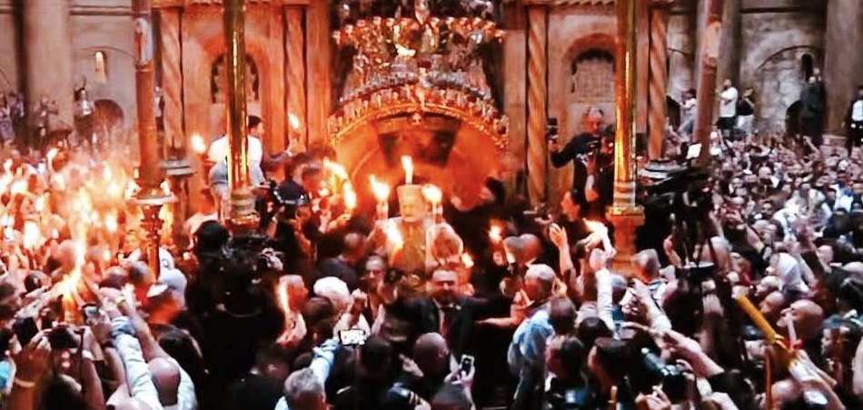 Sfânta Lumină va ajunge la Aeroportul Satu Mare în jurul orei 22:30