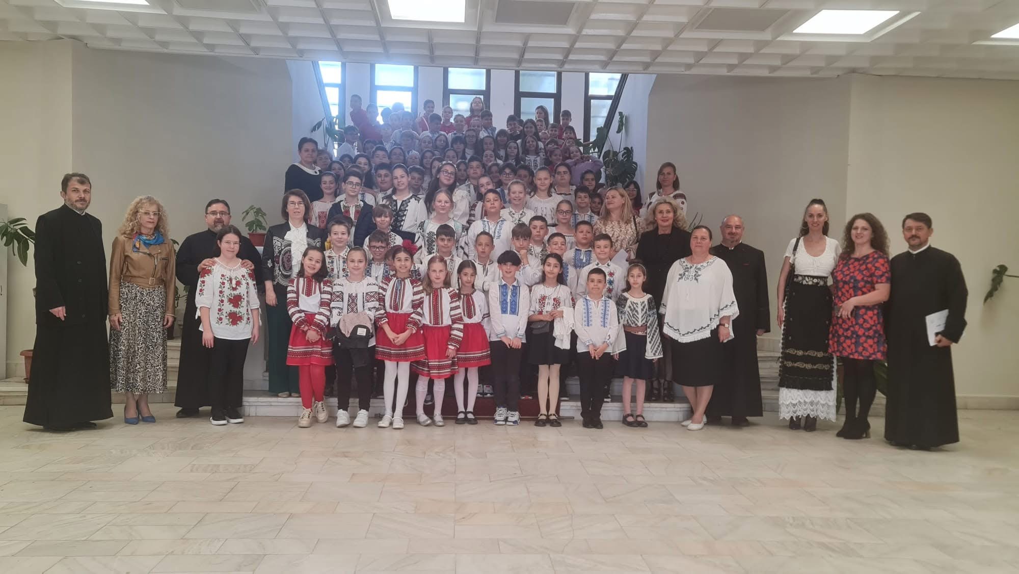 FOTO. Artă și tradiție sătmăreană în cadrul Centenarului Patriarhiei Ortodoxe Române