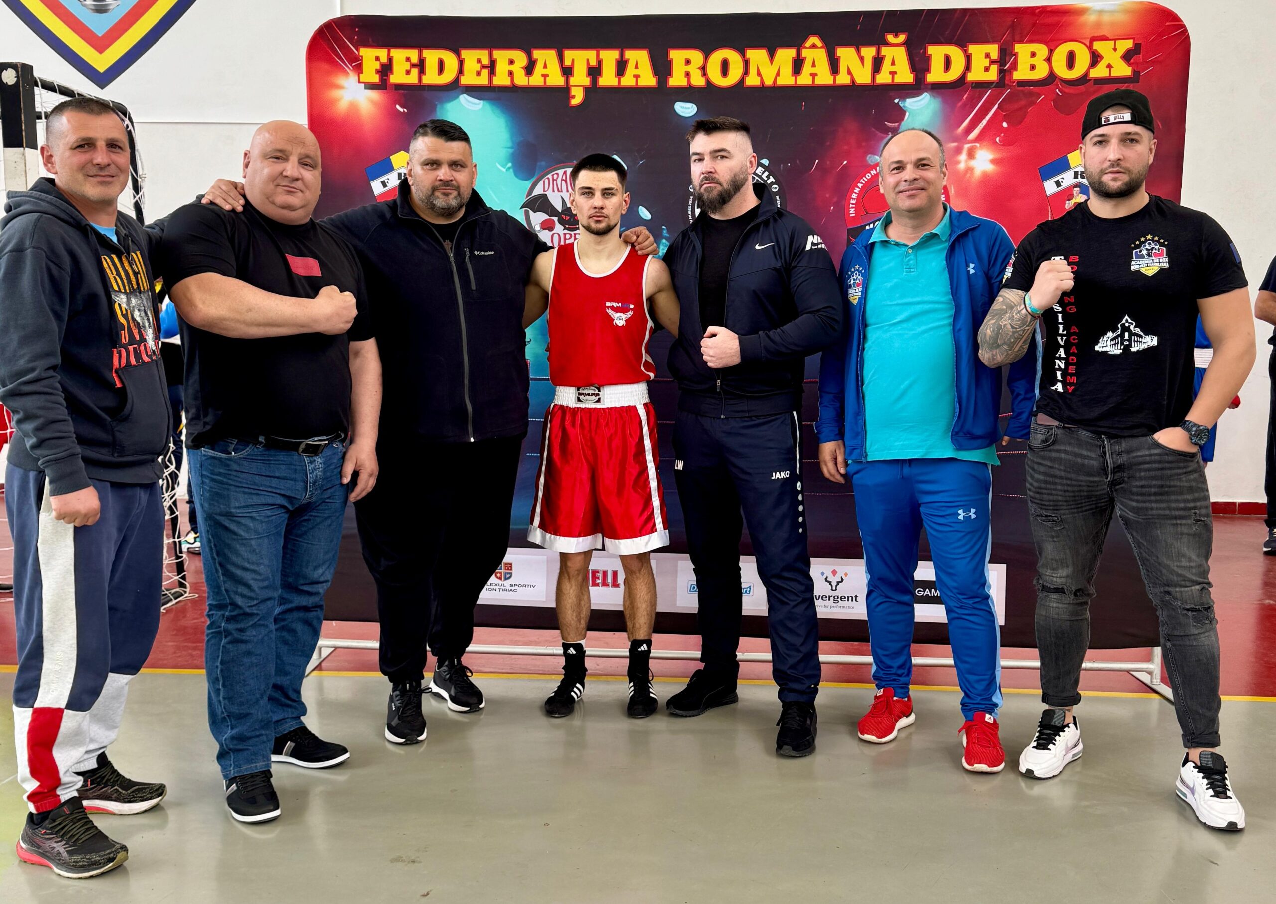 BOX: Calificare spectaculoasă în sferturile Cupei României-U22 pentru Sebastian Caragea. Pugilistul careian, la un pas de medalie!