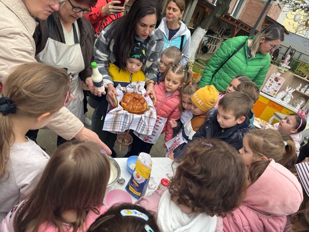 FOTOGALERIE. Primăvara a sosit cu bucurie la Grădinița cu Program Prelungit nr. 33 Satu Mare!