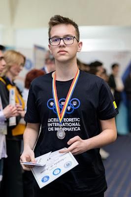 PERFORMANȚĂ. Sătmăreanul Luca Valentin Mureșan, selectat în Lotul Național Lărgit de Seniori la Matematică