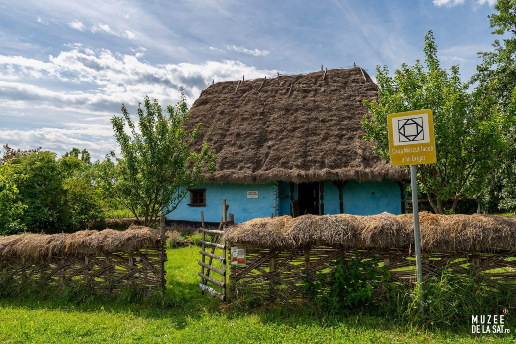 INIȚIATIVĂ. ”Drumeție printre monumente” – o incursiune vie în istoria și patrimoniul Țării Oașului