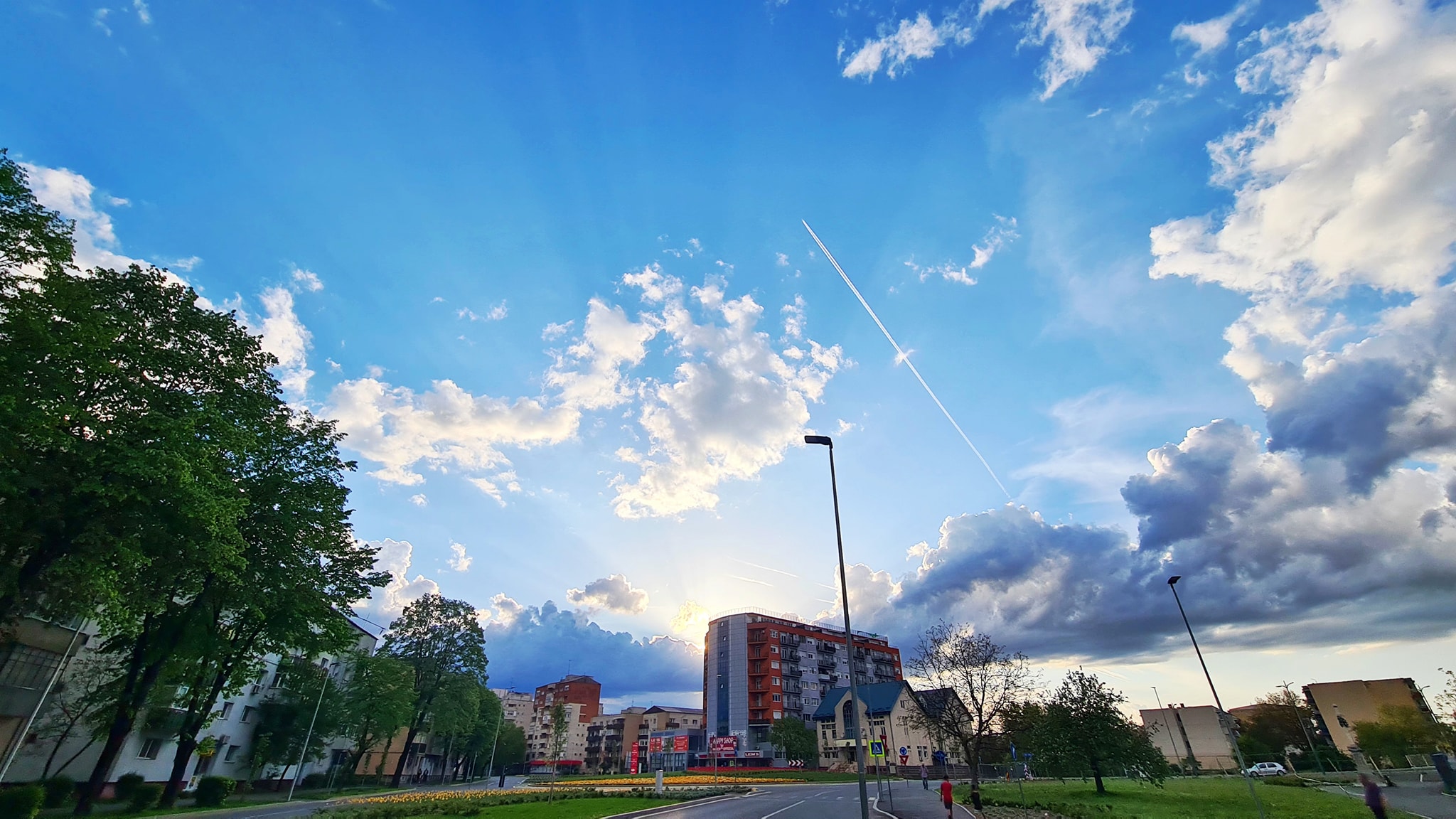 Cum va fi VREMEA în minivacanța de 1 MAI 2025