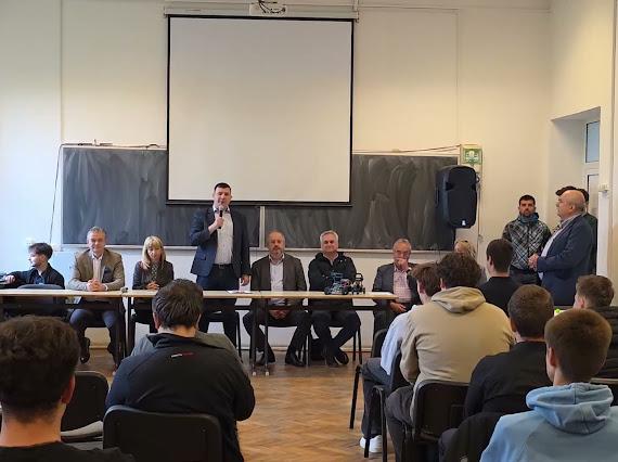 O nouă ediție a Concursului de Robotică și Sisteme Inteligente la Satu Mare