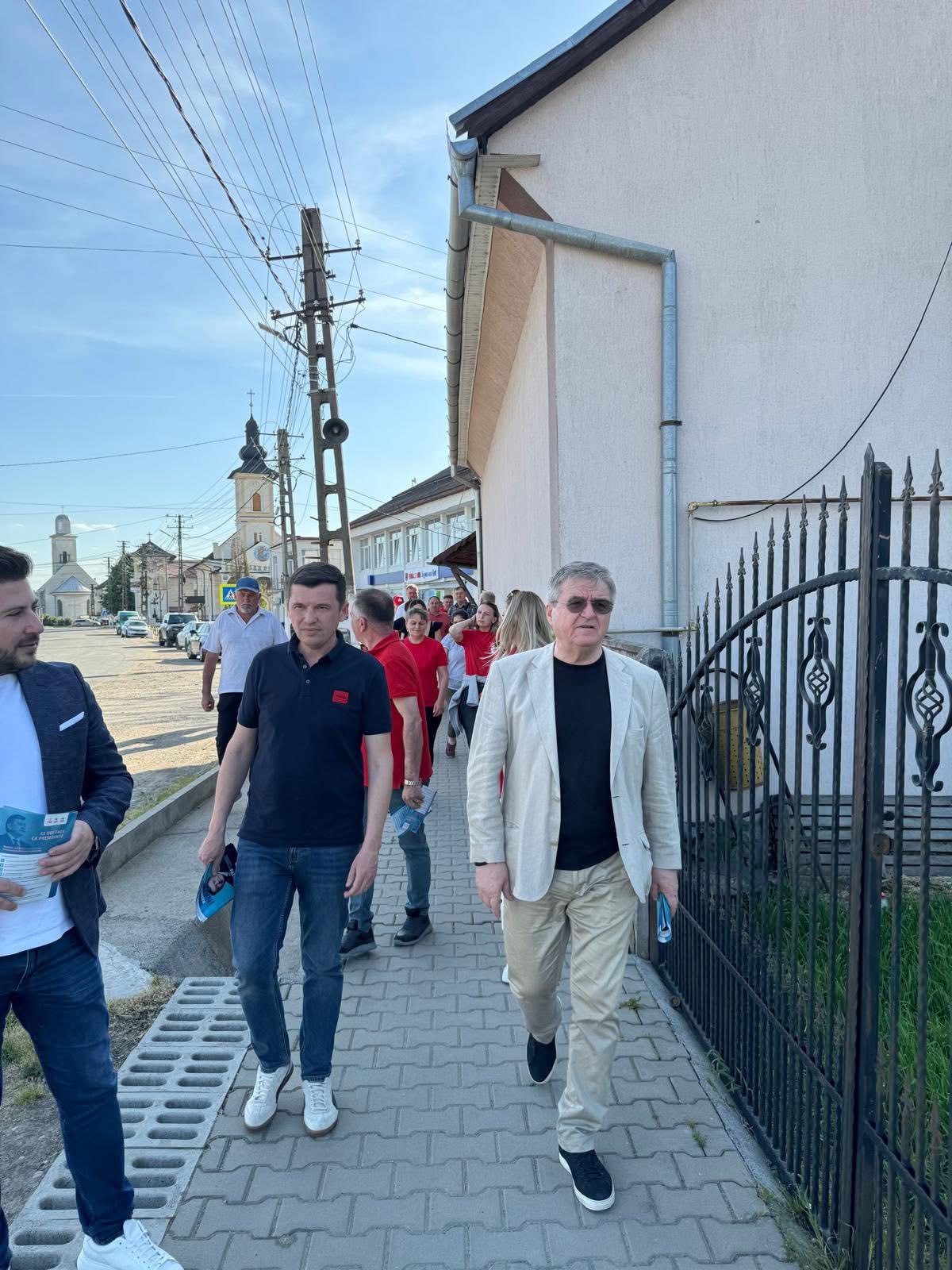 FOTO. Deputatul Mircea Govor: ,, 𝙈𝙚𝙙𝙞𝙚𝙨̦𝙪 𝘼𝙪𝙧𝙞𝙩 𝙚𝙨𝙩𝙚 𝙖𝙡𝙖̆𝙩𝙪𝙧𝙞 𝙙𝙚 𝘾𝙧𝙞𝙣 𝘼𝙣𝙩𝙤𝙣𝙚𝙨𝙘𝙪!”