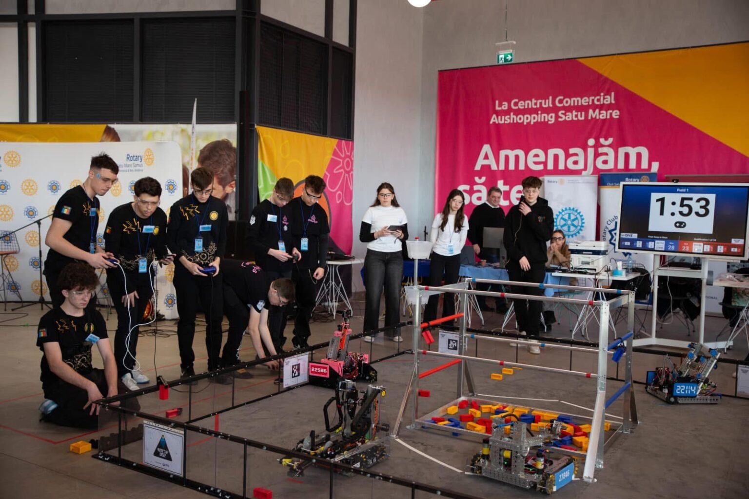 În acest weekend are loc “Concursul de Robotică și Sisteme Inteligente” care reușește 15 echipe de elevi din clasele a XI-a și a XII-a