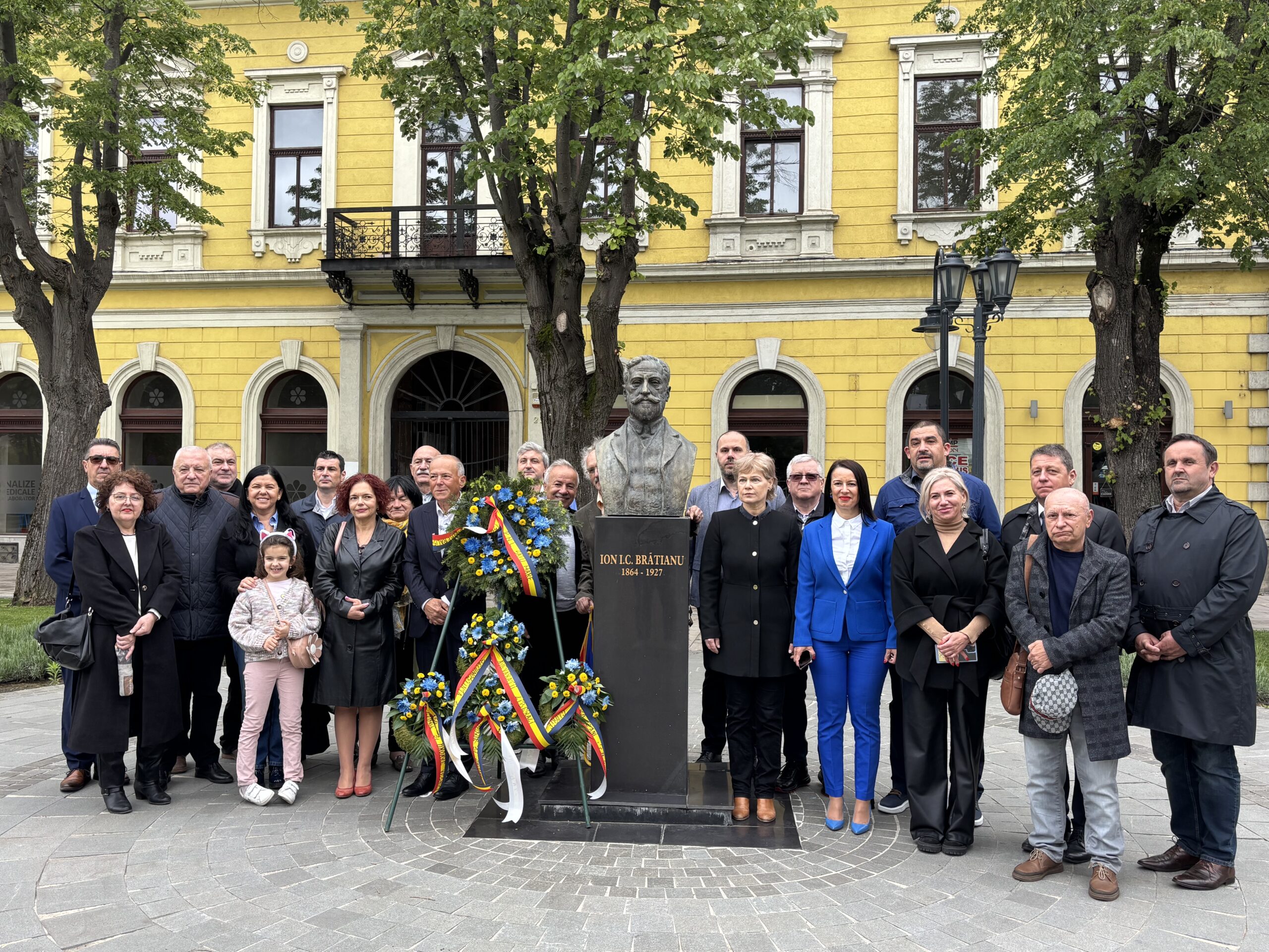 FOTO. Vechii liberali sătmăreni au marcat  150 de ani de la fondarea PNL