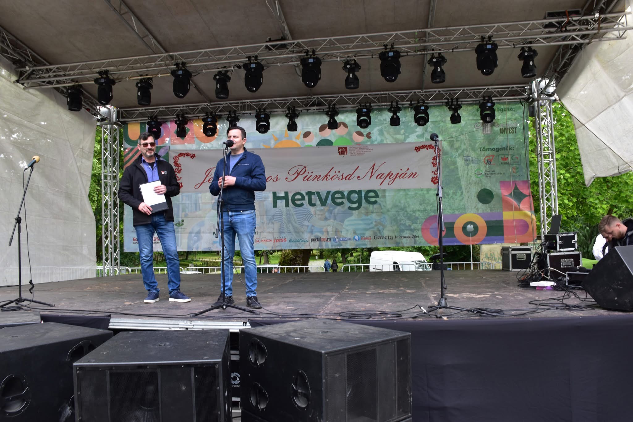 FOTO. Festivalul Folcloric „Rusaliile Roșii” – Gala dansului popular maghiar  ediția a XIII- a