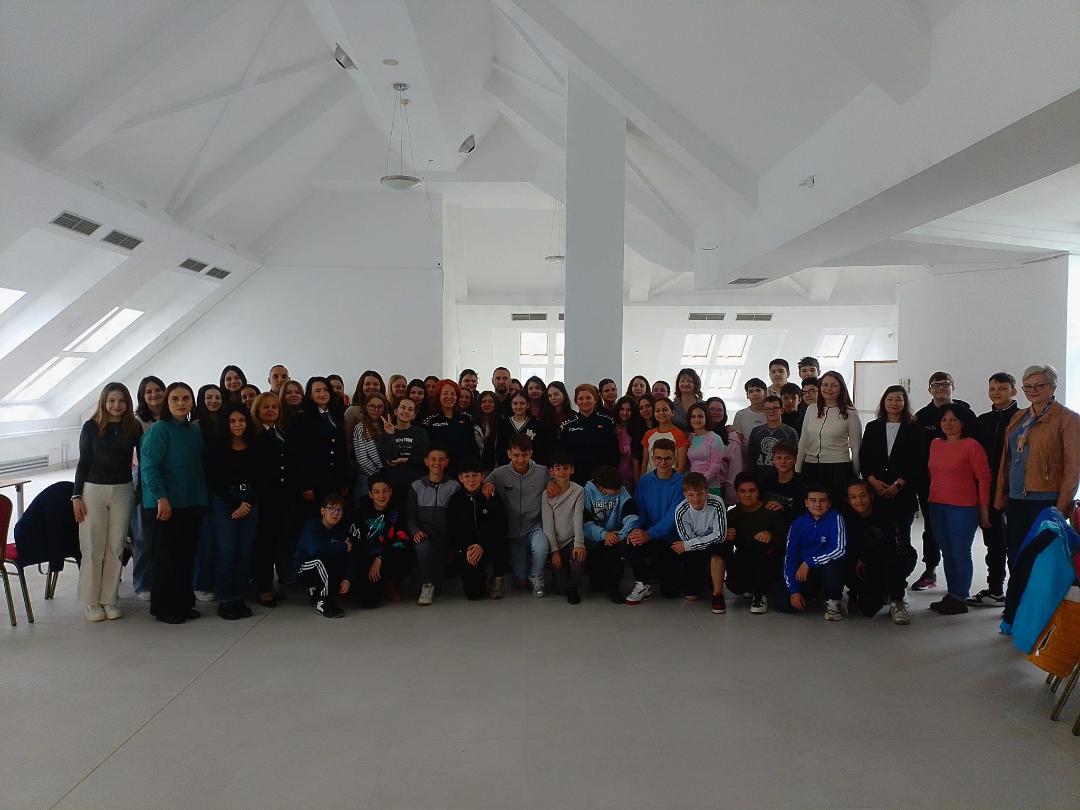 Activitate de prevenire a comportamentelor de risc desfășurată de Grupul de Lucru Operativ- Prevenire Droguri