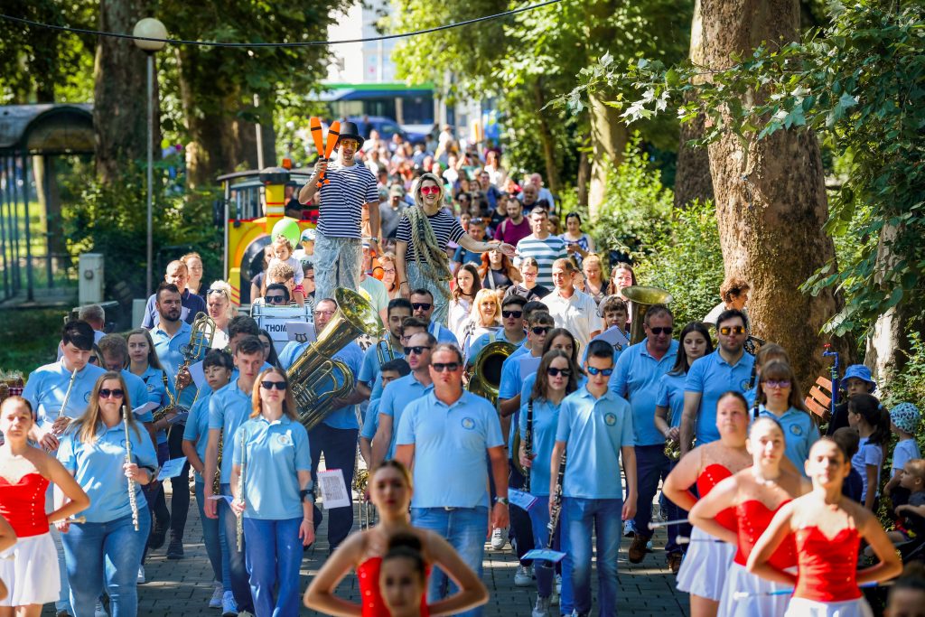 Mâine debutează cea de-a XVIII-a ediție a evenimentului Weekend în familie!