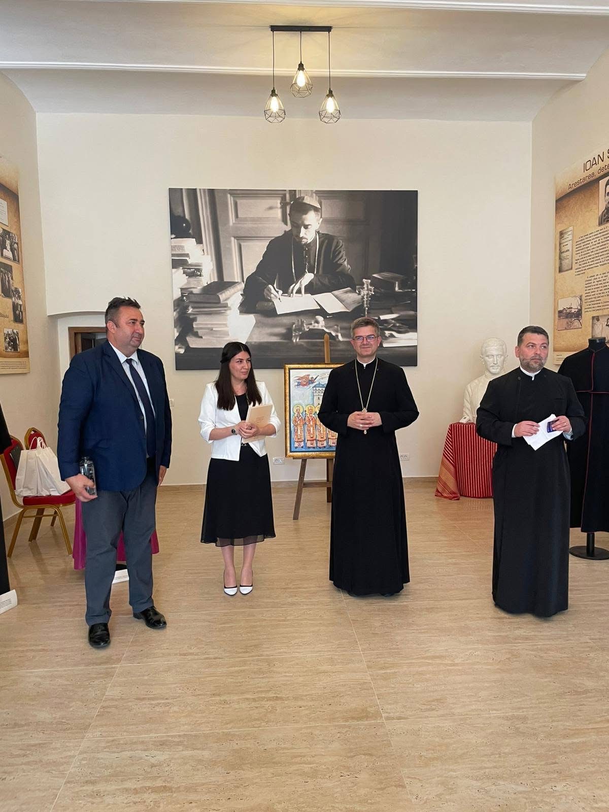 Vernisajul expoziției "Fericiții Episcopi Martiri Greco-Catolici Români" la Blaj - Centrul Spiritual "Fericitul Episcop Martir Ioan Suciu"