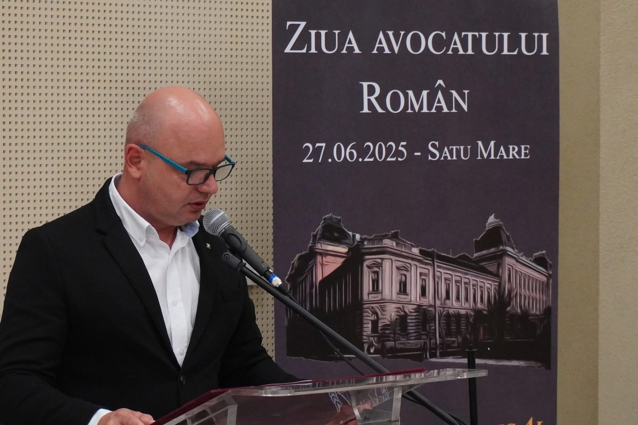 Instituția Prefectului Județul Satu Mare a găzduit manifestările dedicate Zilei Avocatului Român