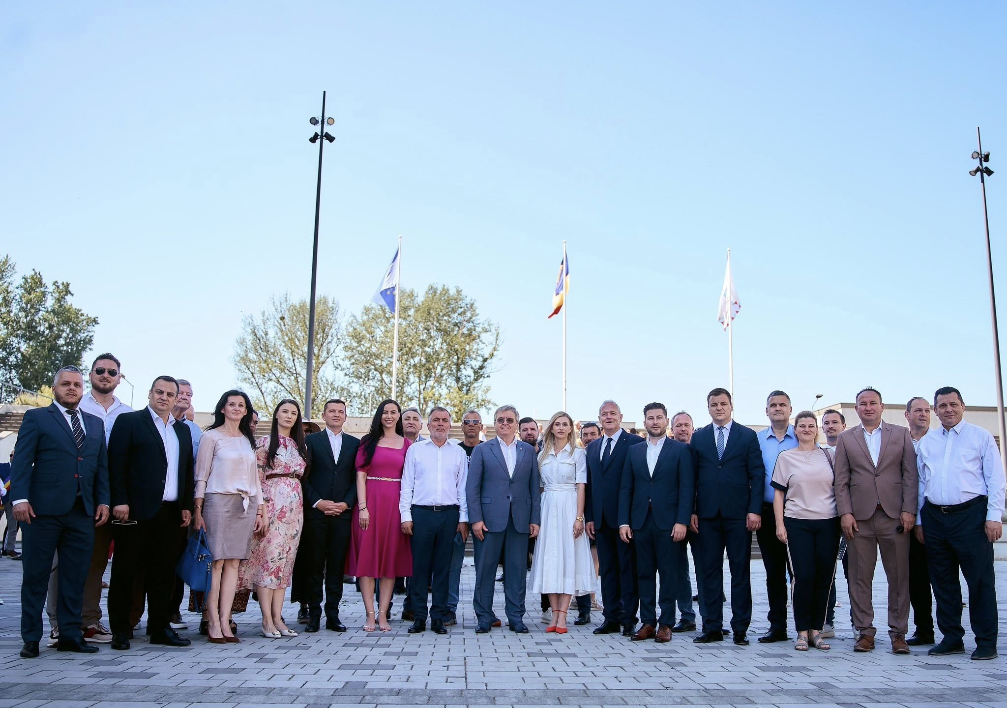 FOTO. Social democrații sătmăreni, prezenți în număr mare la ceremonia dedicată Drapelului Național de la Satu Mare