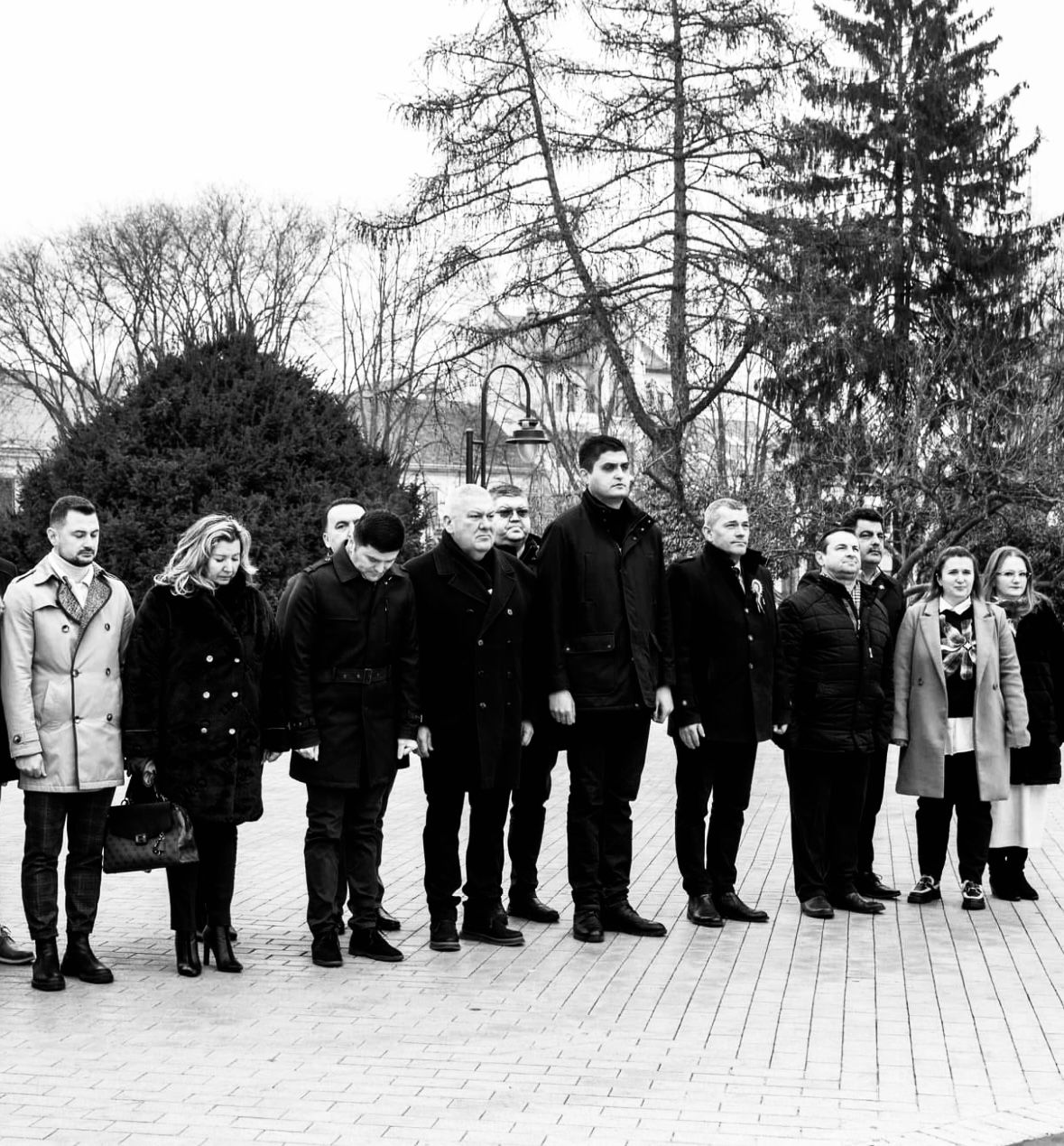 Peneliști fără cultură!