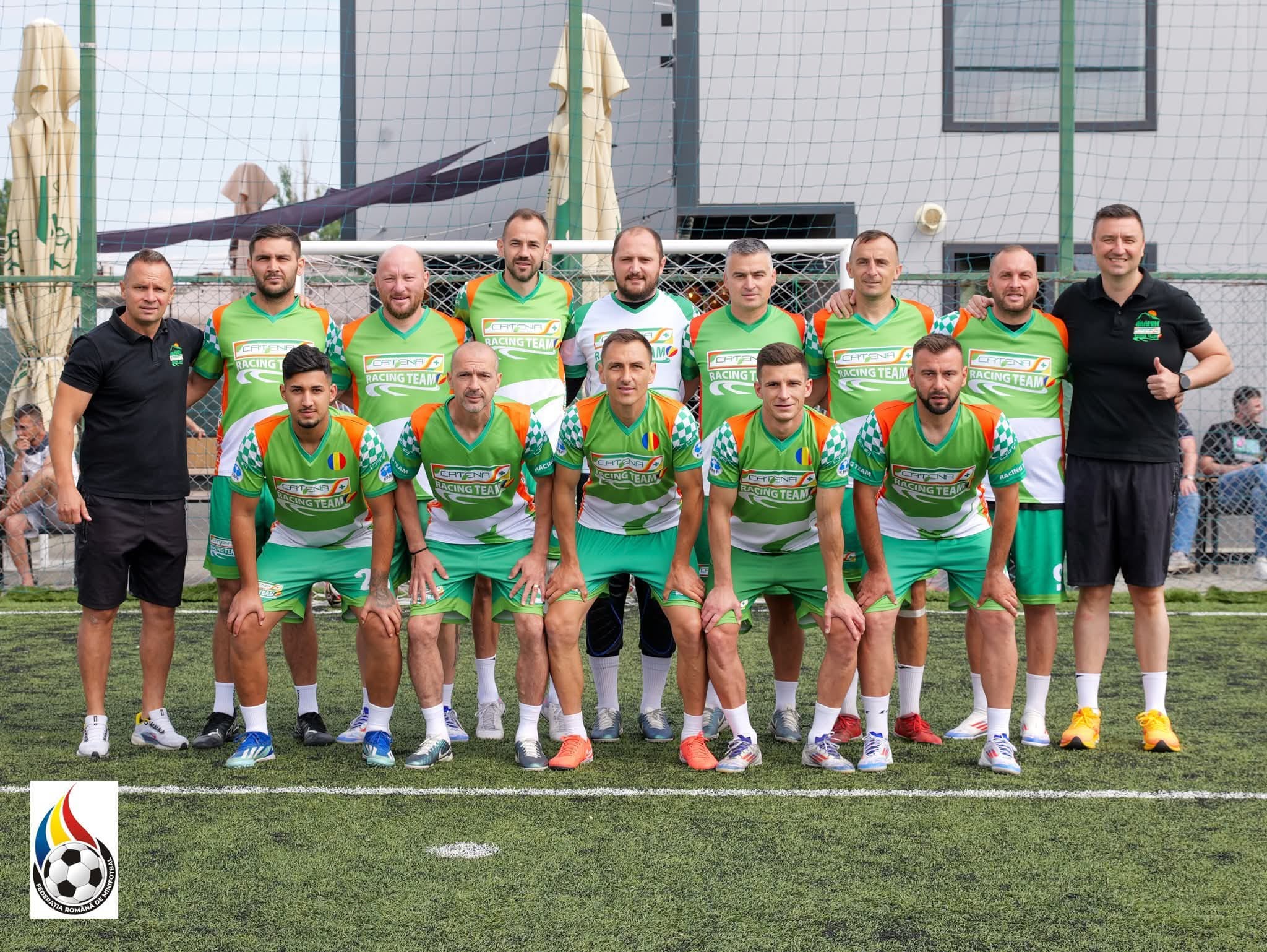 Bogdan Faur și Gabriel Cadar, campioni cu echipa  Catena la Campionatul Național de Firme și Instituții