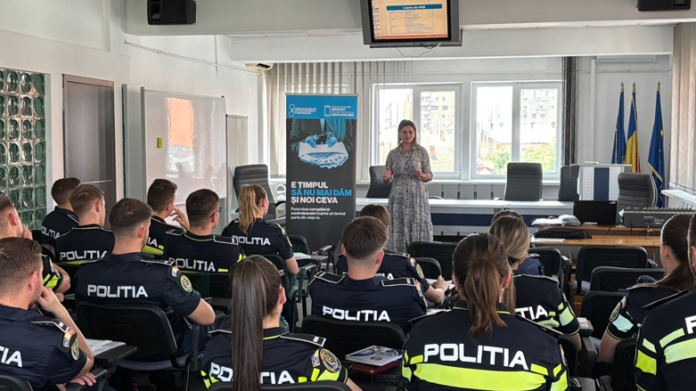 Tinerii polițiști sătmăreni, instruiți anticorupție