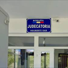 Parchetul de pe lângă Judecătoria Negreşti-Oaş în urma perchezițiilor din Gherța și Turț au identificat şi ridicat arme cu aer comprimat