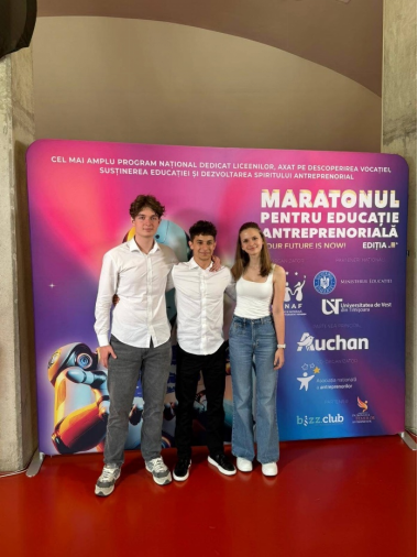 FOTO. Satu Mare pe locul I la Maratonul pentru Educație Antreprenorială prin echipa Centrului Județean de Excelență, cu proiectul ECO VEST