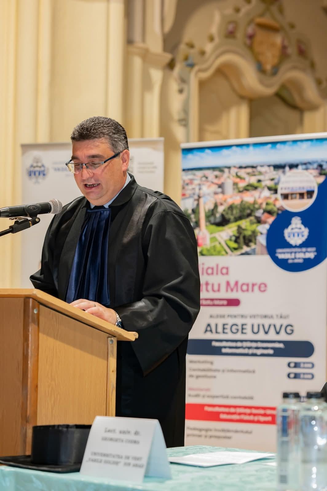 "Pregătiți pentru viață, formați pentru piața muncii”. Interviu cu Conf. univ. dr. Vasile Lazăr, Decanul Facultății de Științe Economice, Informatică și Inginerie (FSEII) a UVVG Arad