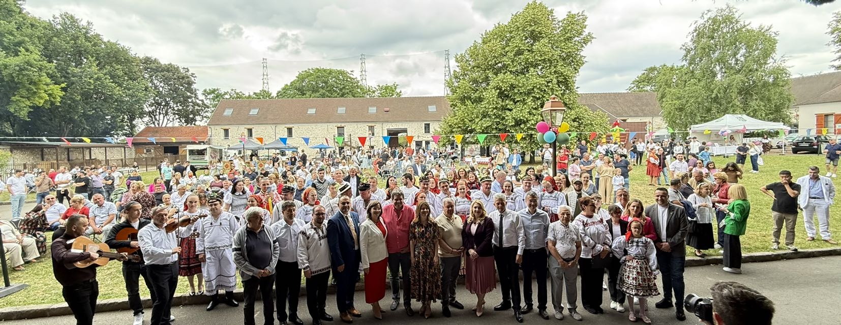 FOTOGALERIE. O frumoasă sărbătoare a Țării Oașului, ținută pe pământ francez.