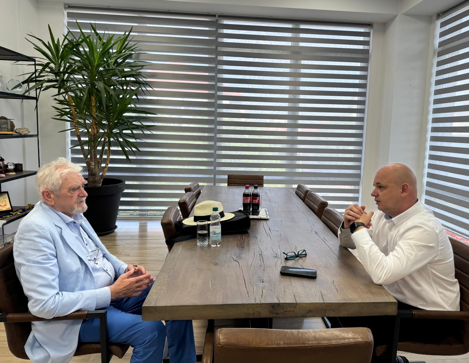 Întâlnire între primul și ultimul prefect de Satu Mare