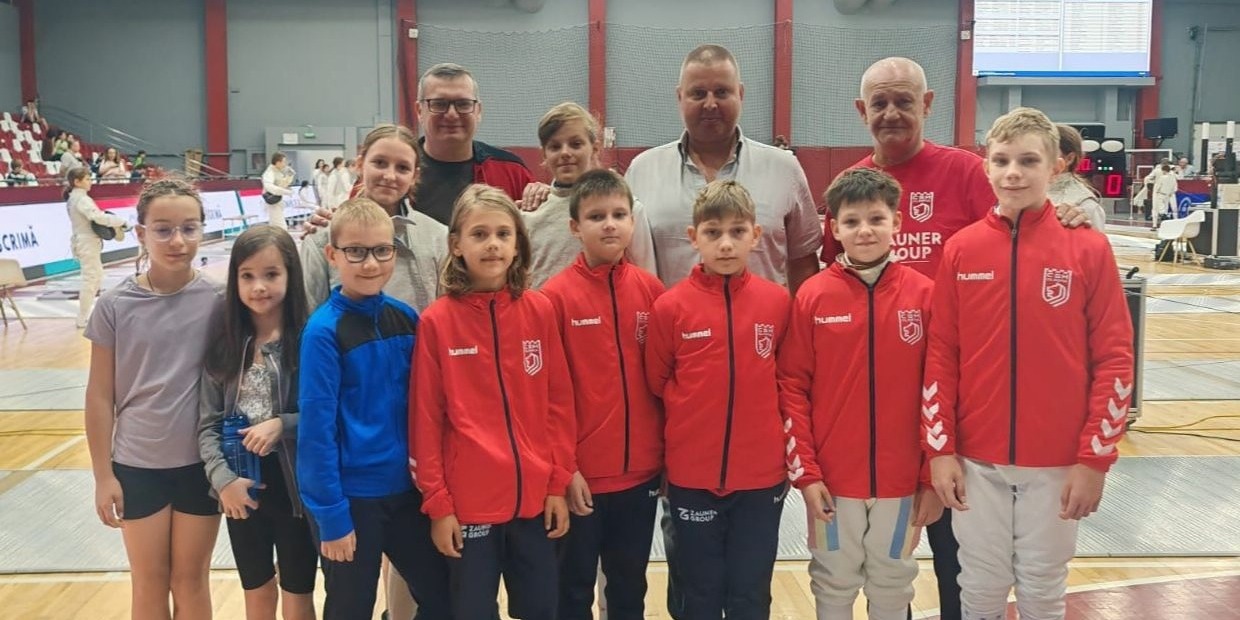 A început Campionatul Național de Scrimă pentru copii