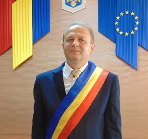 Primarul orașului Ardud, Ovidiu Duma, nu va fi suspendat din funcție după procesul cu ANI