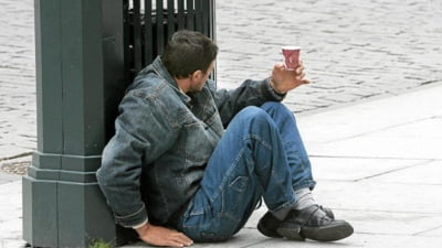 Specializare în cerșit!