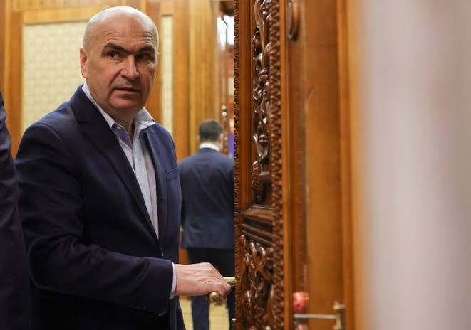 Premierul Ilie Bolojan a avut astăzi, la Palatul Victoria, consultări cu reprezentanții confederațiilor sindicale asupra măsurilor guvernamentale pentru reducerea deficitului bugetar.