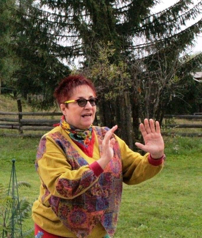 Biblioteca Județeană Satu Mare organizează atelierul practic „Abilitare prin autoapărare”. Invitată: Daniela Drăghici, instructoare și formatoare Empowerment through Self Defense din România