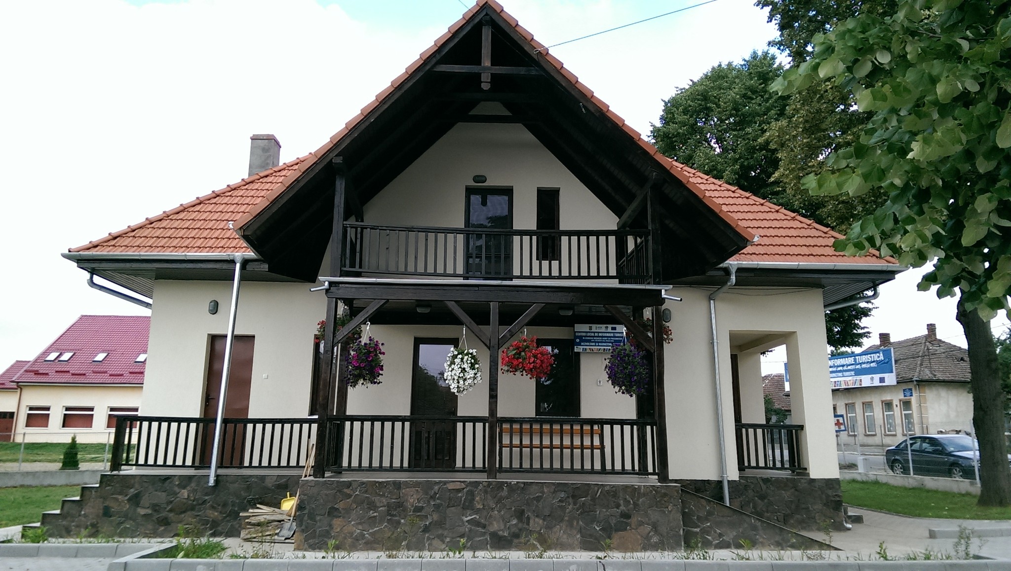 Centrul Local de Informare Turistică din Medieșu Aurit, scos la licitație pentru închiriere