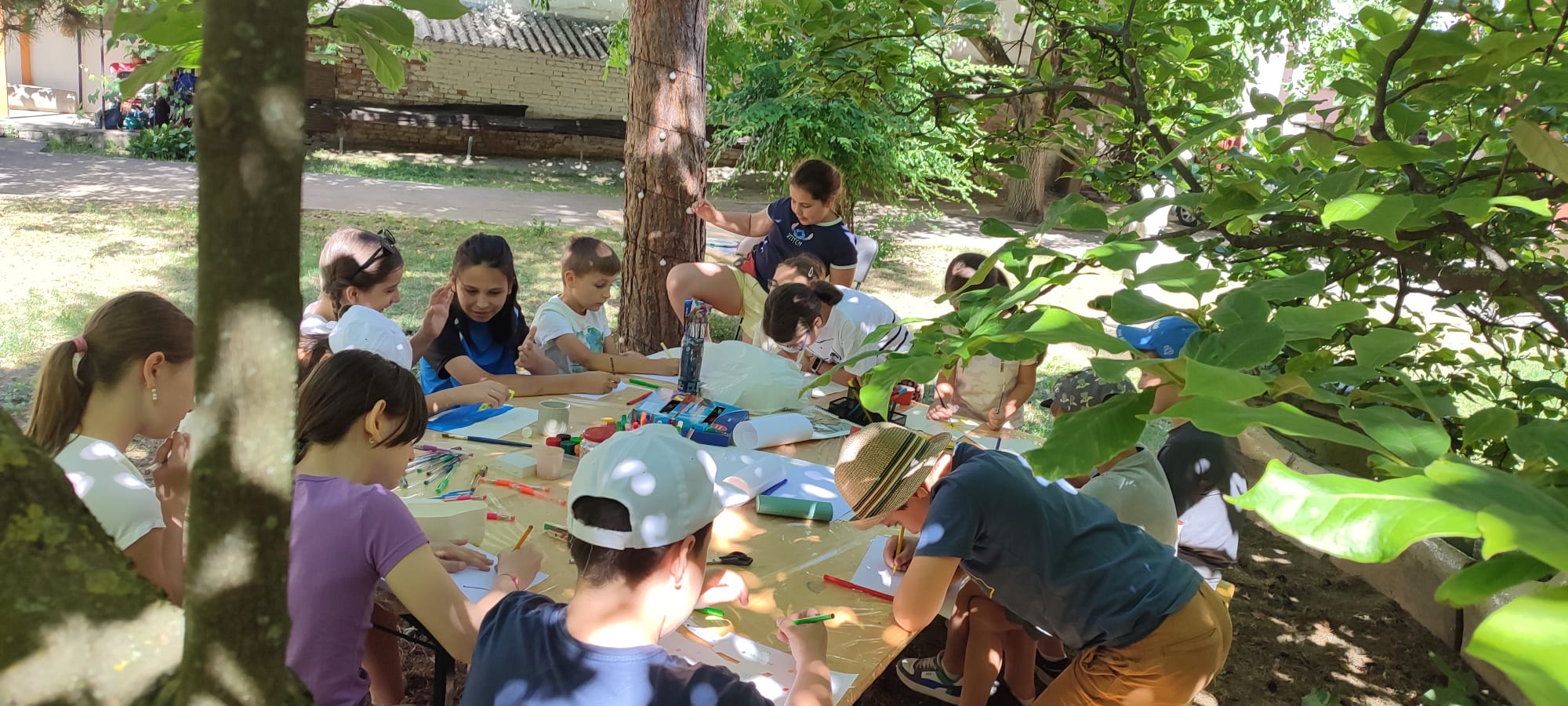 Copiii redescoperă arta și emoțiile: O zi creativă la Muzeul de Artă din Satu Mare