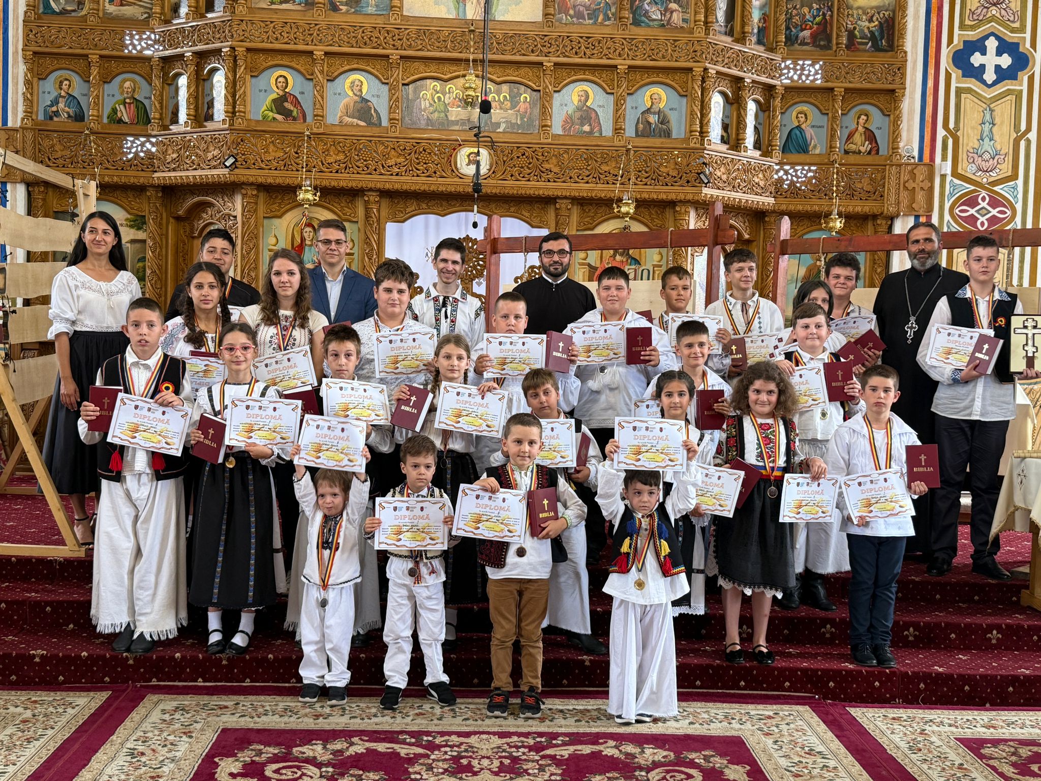 TRADIȚIE  Toaca a răsunat din nou înălțător la Tășnad