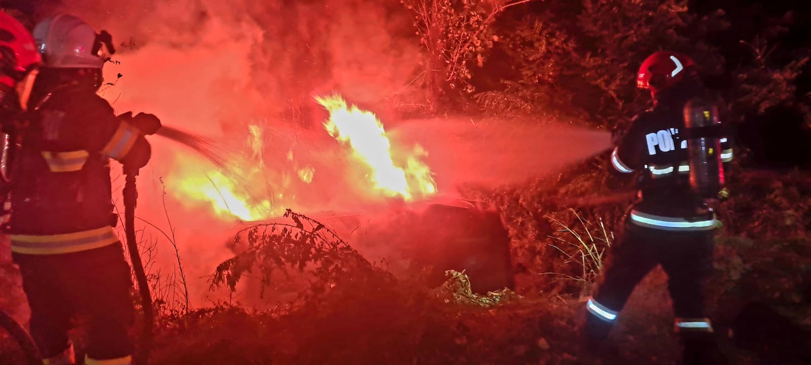 Intervenții ale pompierilor sătmăreni în urma a două accidente rutiere produse în județul Satu Mare