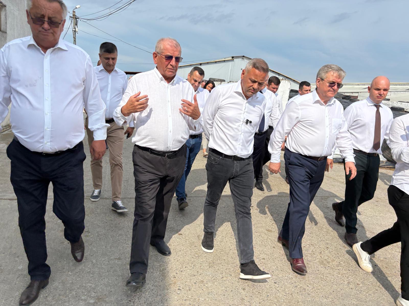 VIDEO/FOTO. Ministrul Agriculturii, Florin-Ionuț Barbu, în vizită la Satu Mare. Obiectivele văzute în prima parte a vizitei