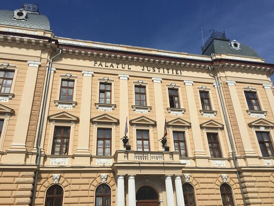 Judecătorii Judecătoriei Satu Mare suspendă activitatea de judecată începând cu 27 august 2025! Aceștia solicită ferm retragerea de urgență a proiectului de lege privind pensiile de serviciu ale magistraților