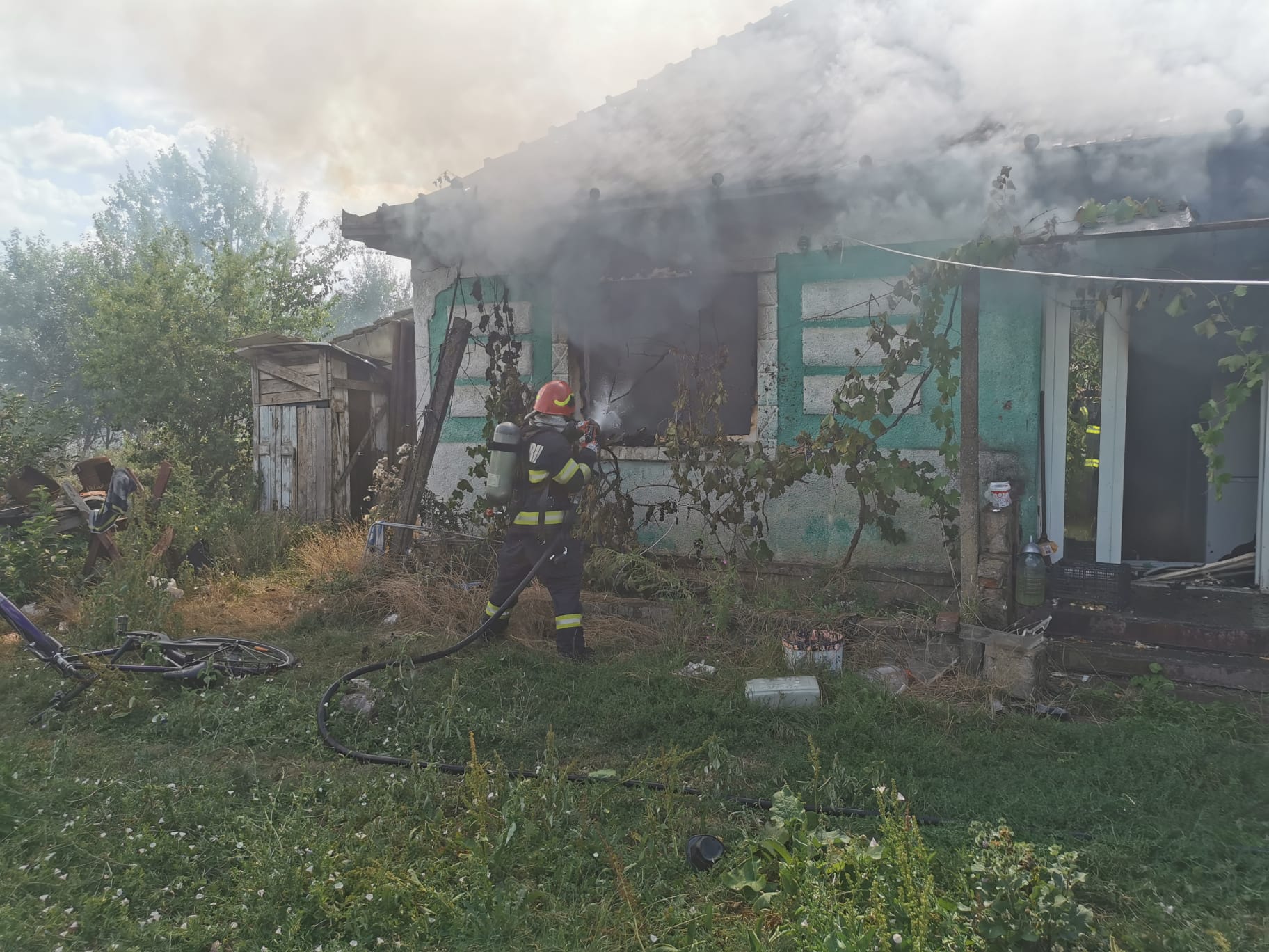 Incendiu la o locuință din municipiul Satu Mare