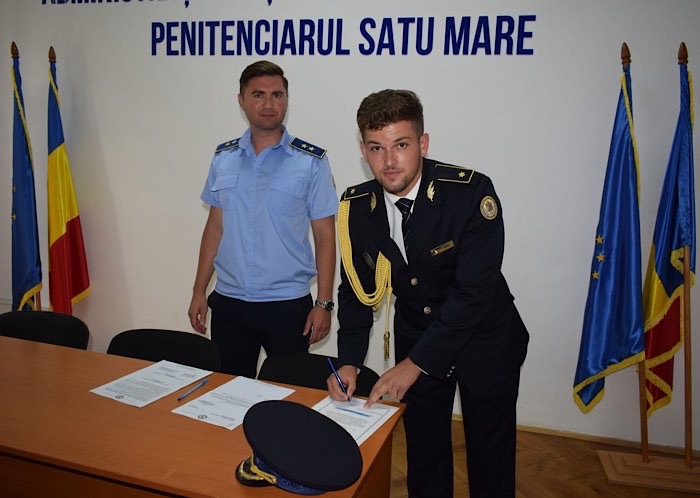 Penitenciarul Satu Mare își consolidează echipa cu doi noi subinspectori de poliție penitenciară