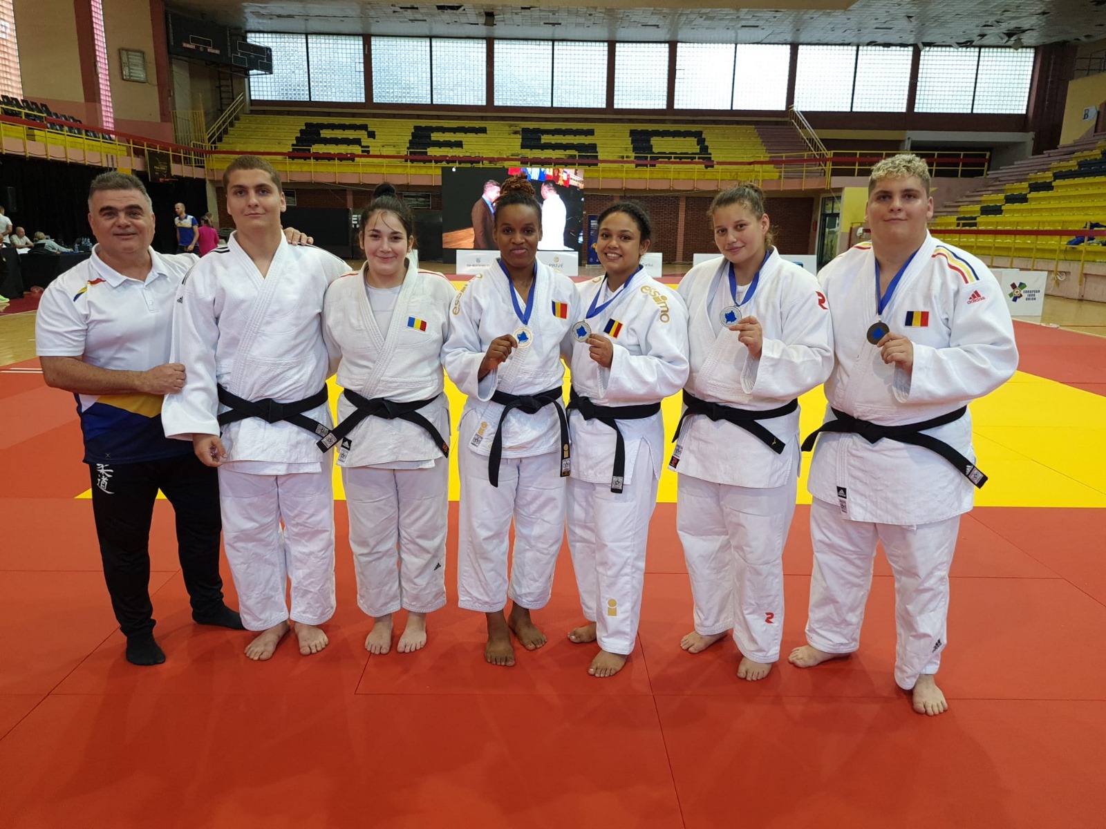 Aur la Balcaniada de seniori și argint la Naționalele U13 și U15