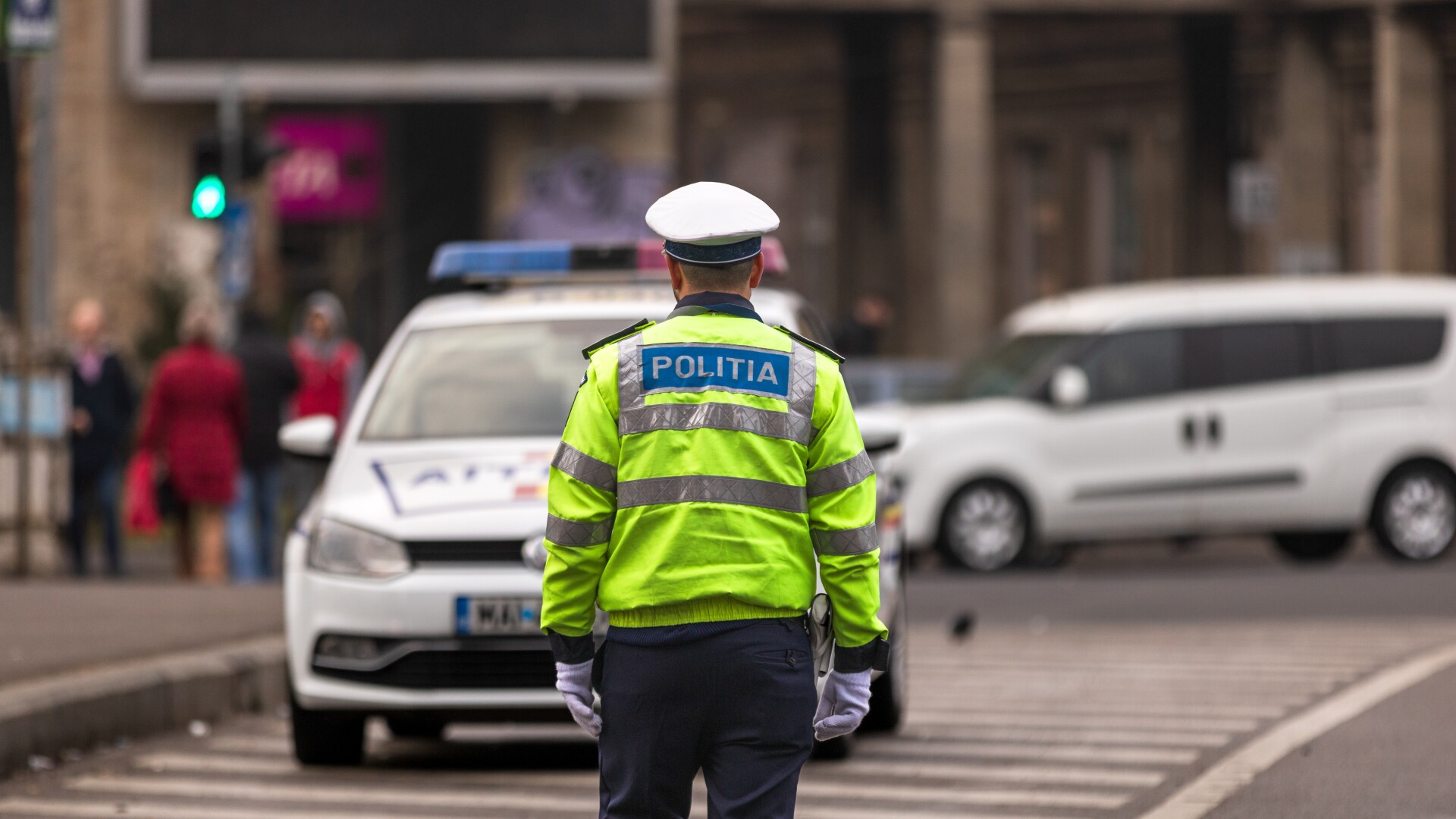 Evenimentele rutiere din Livada și de pe drumul Botizului, cercetate de polițiștii sătmăreni