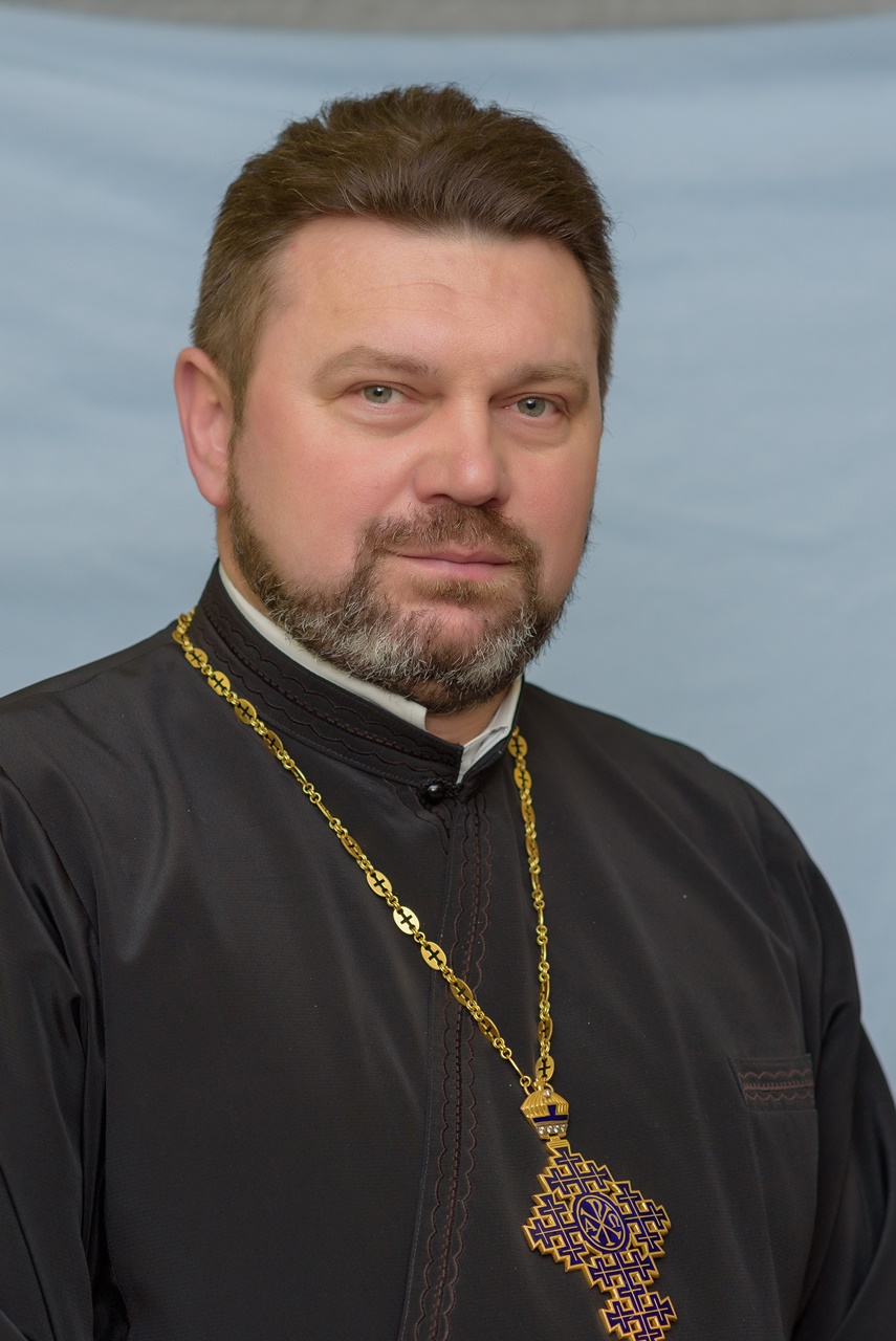 La Multi Ani părintelui Gabriel Groza!!!